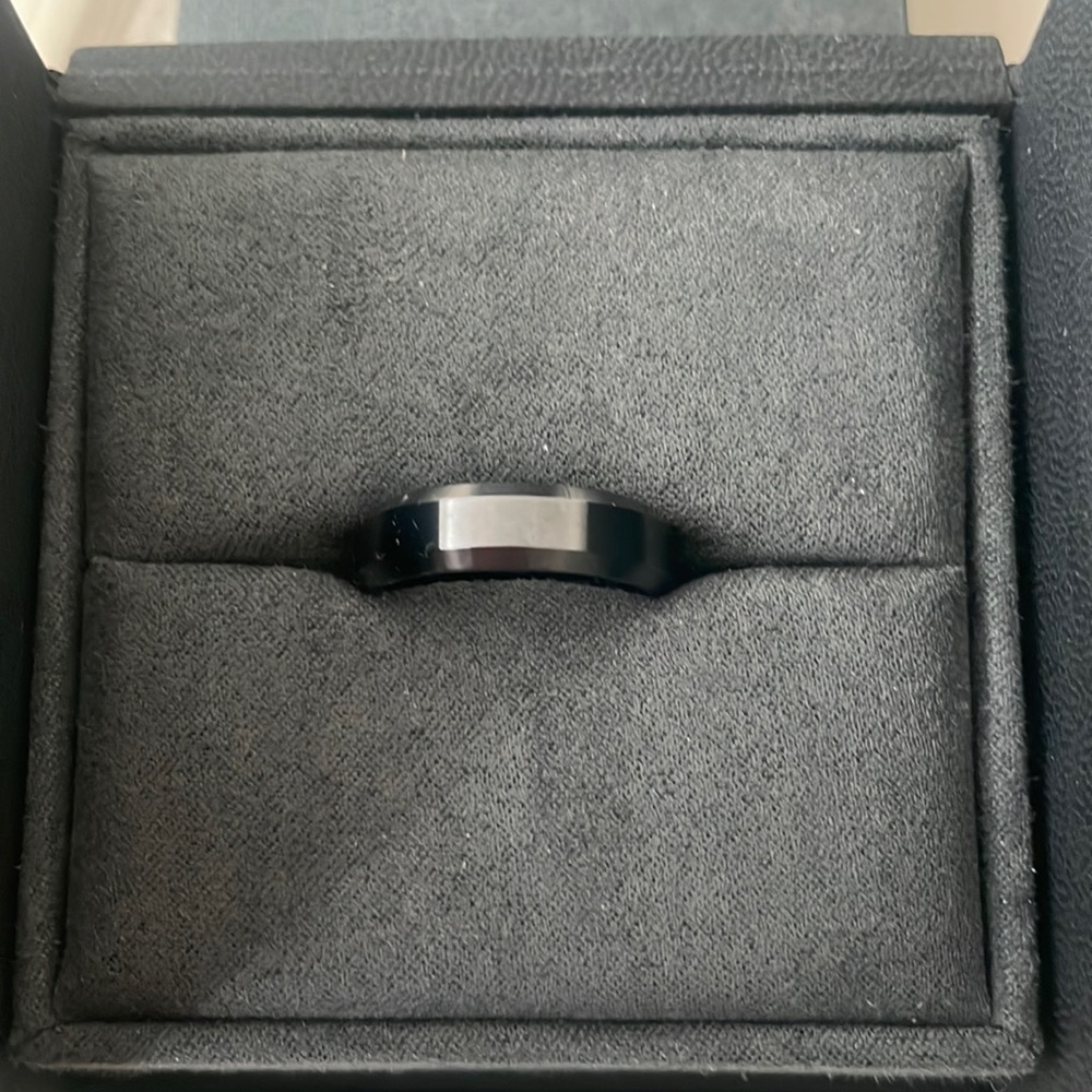 David Yurman Beveled Band in Black Titanium